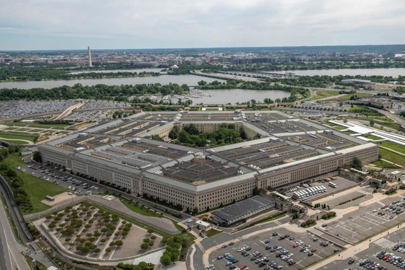 Eski Pentagon analisti: "ABD ordusunda tasfiye ve güven krizi var"