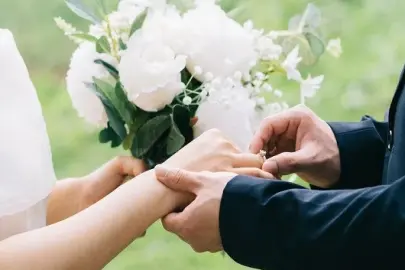 Evlenecek gençlere 250 bin lira faizsiz kredi desteği: 27 bin çift için ödemeler başladı