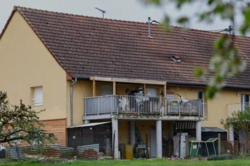 Fransa'da dehşete düşüren olay: Kızını yıllarca minibüste kilitli tuttu