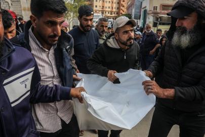 Gazze'de can kaybı 72 bin 562'ye yükseldi