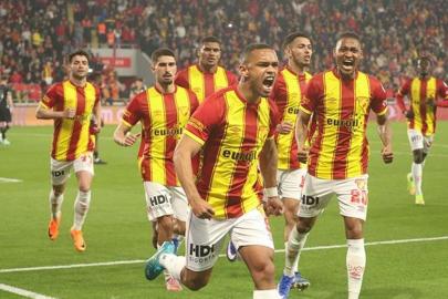 Göztepe sahaya iniyor