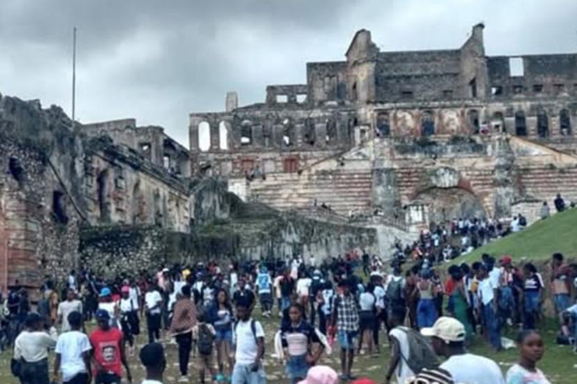 Haiti'de Laferrière Kalesi'nde izdiham: 30 ölü