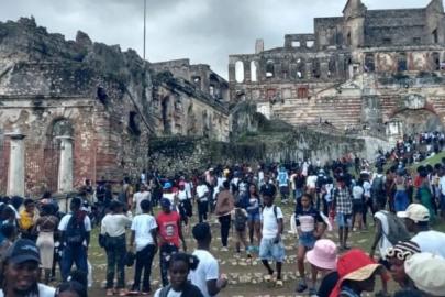 Haiti'de tarihi kalede izdiham: En az 30 kişi hayatını kaybetti