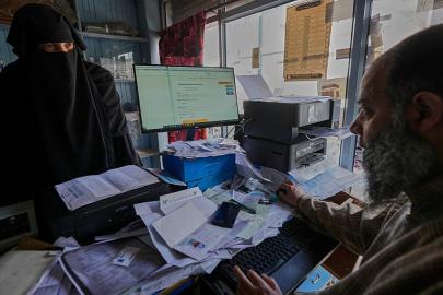 Hindistan'da ertelenen nüfus sayımı başladı