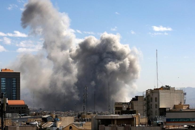 İran: Büyükelçiliklerimize saldırırsanız İsrail büyükelçiliklerini hedef alırız