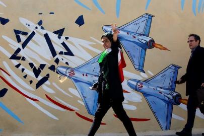 İran heyeti ateşkes görüşmeleri için Pakistan yolunda