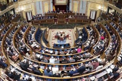 İspanya Meclisi’nden NATO referandumu önerisine red