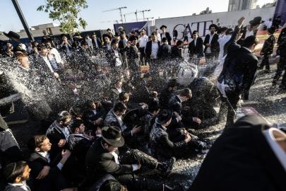 İsrail'de askerlik karşıtı protesto: Yüzlerce Haredi bir araya geldi