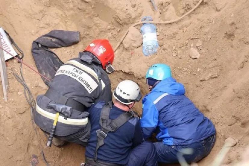 Kazakistan'da meydana gelen göçükte 2 işçi öldü