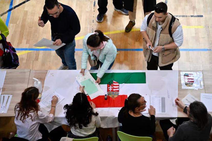 Macaristan'da halk sandık başında: Oy verme işlemi devam ediyor
