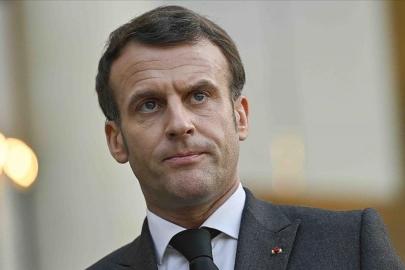Macron, Trump'ın 'Eşinden yediği yumruğun etkisinde' sözlerine yanıt verdi