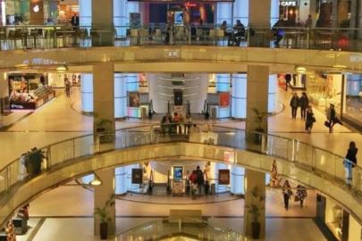 Mısır, AVM'lerin erken kapatılması uygulamasını iptal etti