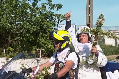Portekiz'de motorcular Peder Avelino'nun Paskalya duasında buluştu