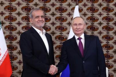 Putin ile İran Cumhurbaşkanı Pezeşkiyan telefonda görüştü