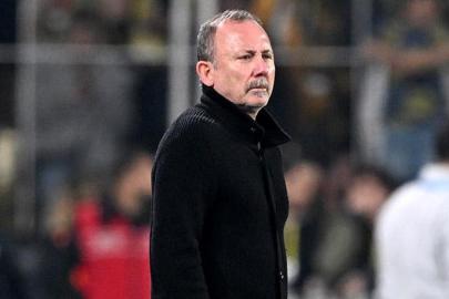 Sergen Yalçın'dan derbi sonrası sert açıklama: 'Nasıl başa çıkacağız bilmiyorum'