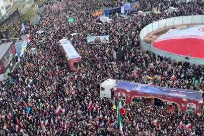 Tahran'da hayatını kaybeden denizciler için cenaze töreni düzenlendi