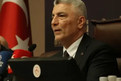 Ticaret Bakanı Bolat Bursa İş Dünyası Buluşması'nda konuştu: Türkiyemiz güvenli liman konumunu koruyor