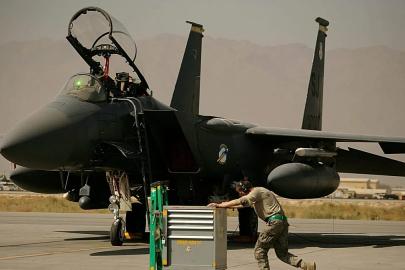 Trump duyurdu: İran'da düşürülen ABD savaş uçağındaki kayıp pilot kurtarıldı