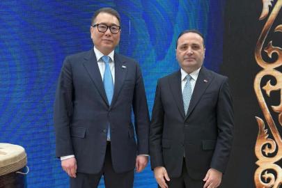 Türkiye ile Kazakistan arasında ticari temaslar sürüyor