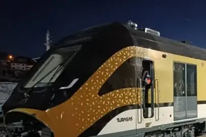 Türkiye'de bir ilk: Yerli ve milli trenler Gaziantep'te raylara inmeye hazırlanıyor