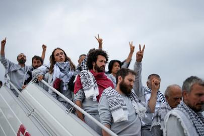 422 Gazze filosu aktivisti İsrail’den sınır dışı edilerek Türkiye’ye geldi