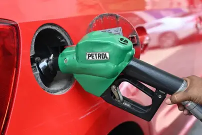 ABD-İran barış anlaşması umutlarıyla petrol fiyatları düştü.