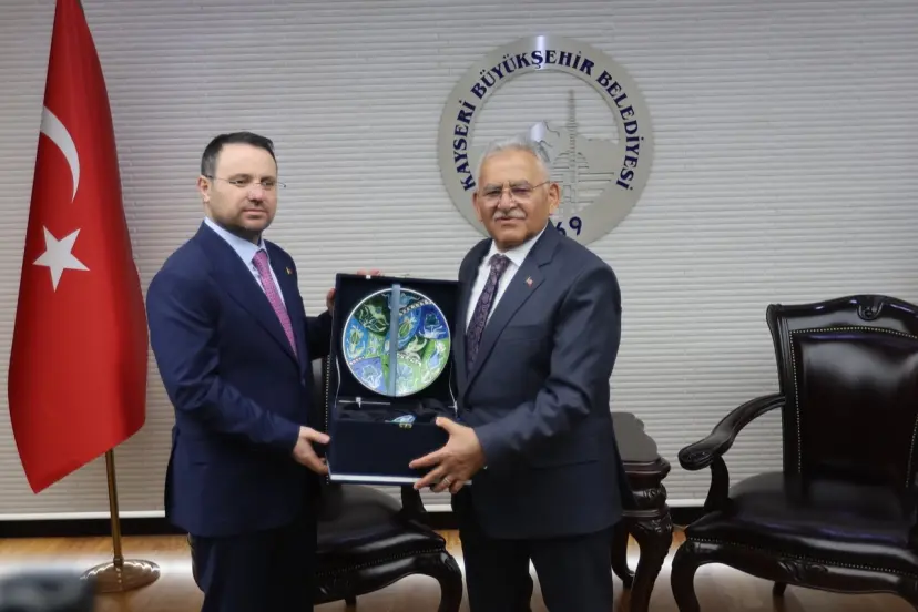 Akın Gürlek'ten Kayseri çıkarması