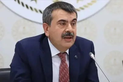 Bakan Tekin’den eğitimde yeni adımlar: Okul güvenliği, ara tatil ve süre tartışması