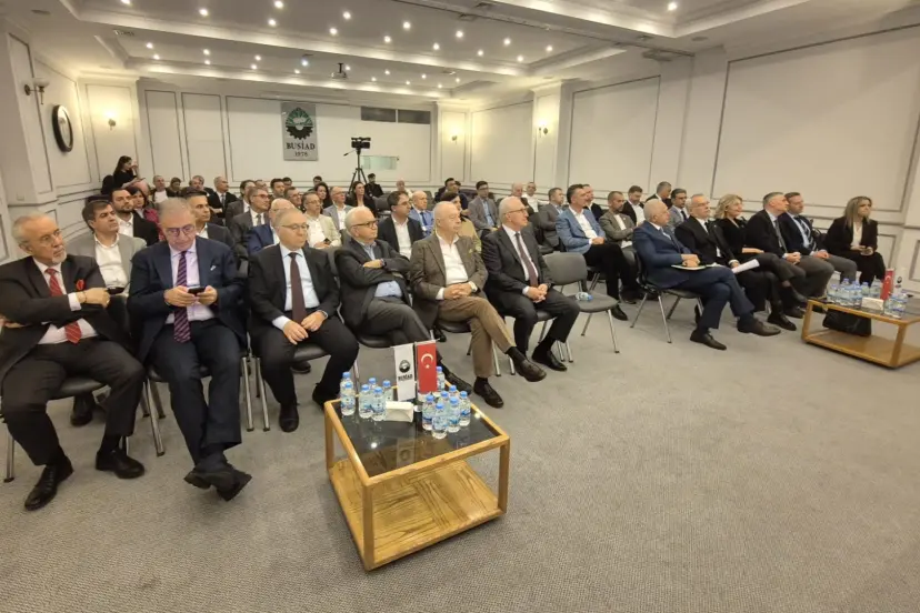 BUSİAD: Türkiye riskler kadar büyük fırsatlarla da karşı karşıya