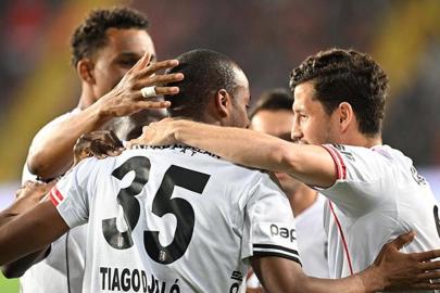Deplasman canavarı Tiago Djalo! Beşiktaş'ın stoperi Gaziantep'te perdeyi açtı...