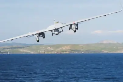 Drone içinden drone çıktı: EFES-2026'da KALKAN DİHA ve SkyDagger'dan gövde gösterisi