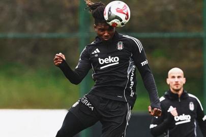 El Bilal Toure Beşiktaş'ı kafasından sildi! Veda paylaşımı...