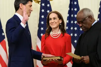 Fed'in yeni başkanı Kevin Warsh yemin ederek göreve başladı