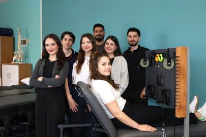 Gençlerden ‘akıllı egzersiz’ makinesi