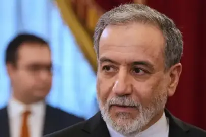 İran: 'ABD diplomasi yerine pervasız askeri maceraları tercih ediyor'