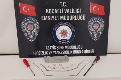 Kocaeli'de 2 şüpheli çalıntı ziynet eşyalarıyla yakalandı