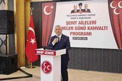 MHP İzmir'de Anlamlı Kutlama