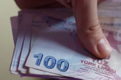Milyonlarca emeklinin beklediği haber geldi: Kurban Bayramı ikramiyesi ödeme takvimi belli oldu