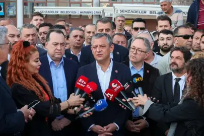 Özgür Özel: 'Parti kurma durumumuz yok, kimse istifa etmesin'