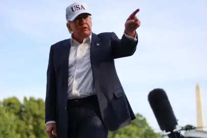 Trump, Körfez ülkelerinin talebi üzerine İran'a yönelik yeni bir saldırıyı iptal ettiğini söyledi