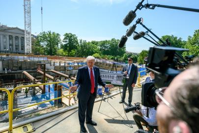 Trump: Rusya'nın 48 buz kırıcısı, bizim ise sadece bir tane var!