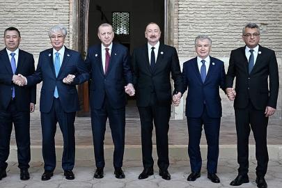Türk liderler 'etkili jeopolitik güç merkezi' için birleşiyor