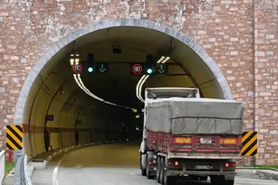 Zigana Tüneli'ni üç yılda 5 milyondan fazla araç kullandı