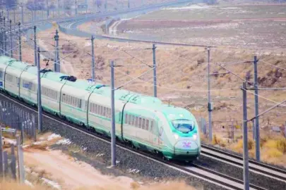 48 saatte Türkiye’yi gezdirecek demir yolu ağı