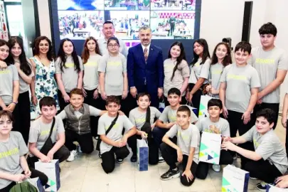5G ile yedi şehirde eş zamanlı karne sevinci