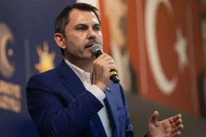 6.1 depremle sallanan Sındırgı'da yeni konutlar 10 ayda bitti! Bakan Kurum vatandaşlara müjdeyi verdi