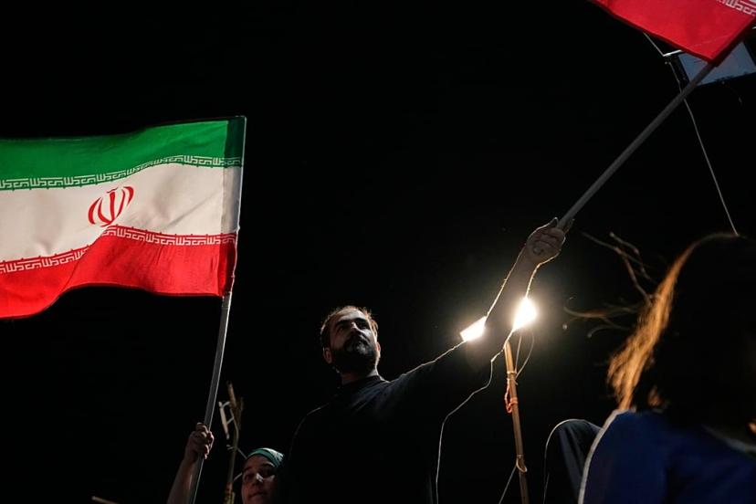 ABD İran'ı vurdu: Trump anlaşmanın 'daha sert olmasını' istiyor
