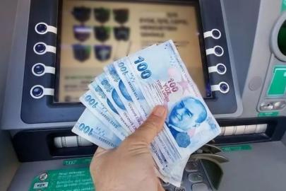 ATM'lerde yeni dönem başlıyor: Kartla para çekmek tarih oluyor!