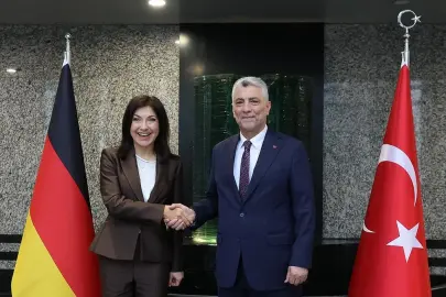 Bakan Bolat açıkladı: Türkiye ve Almanya JETCO toplantısında ekonomik iş birliğini derinleştirme mesajı