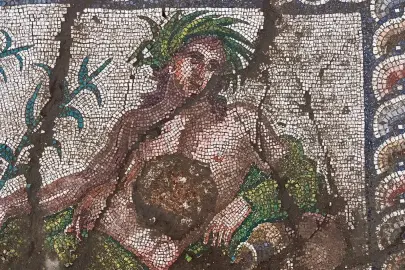 Bakan Ersoy’dan Aspendos müjdesi! Eurymedon Mozaiği gün yüzüne çıktı!
